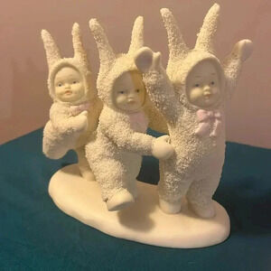 Snow Bunnies Department 56 “Let’s Do The Bunny-Hop!” 3 babies blue eyes 1994